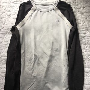 Under armor long sleeve (fuzzy inside)